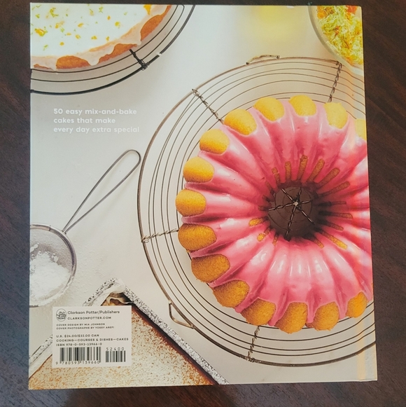 Snacking Cakes Cookbook - Picture 2 of 7